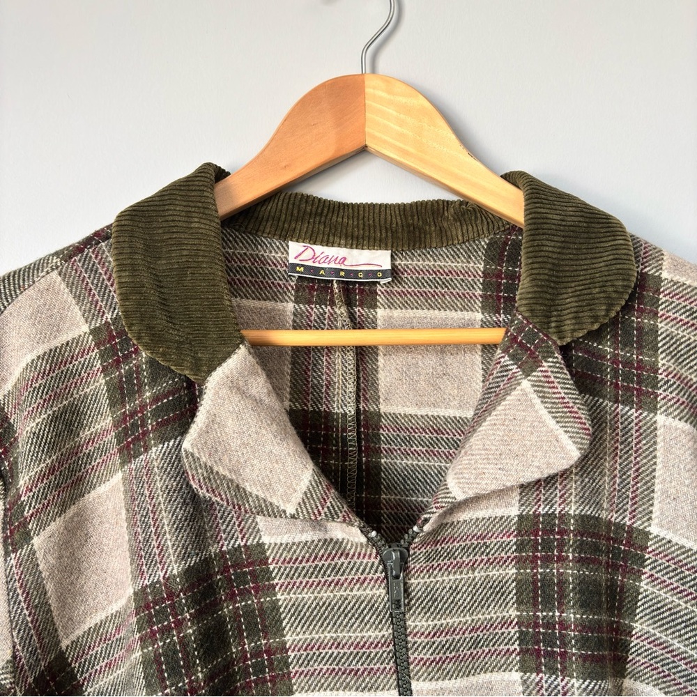Vintage Plaid Womens Fall or Spring Jacket